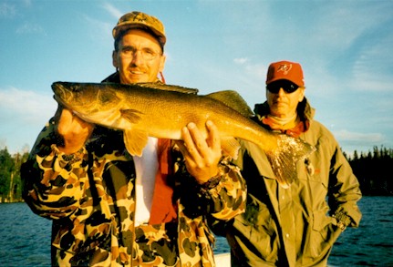 fishing7.jpg (49652 bytes)